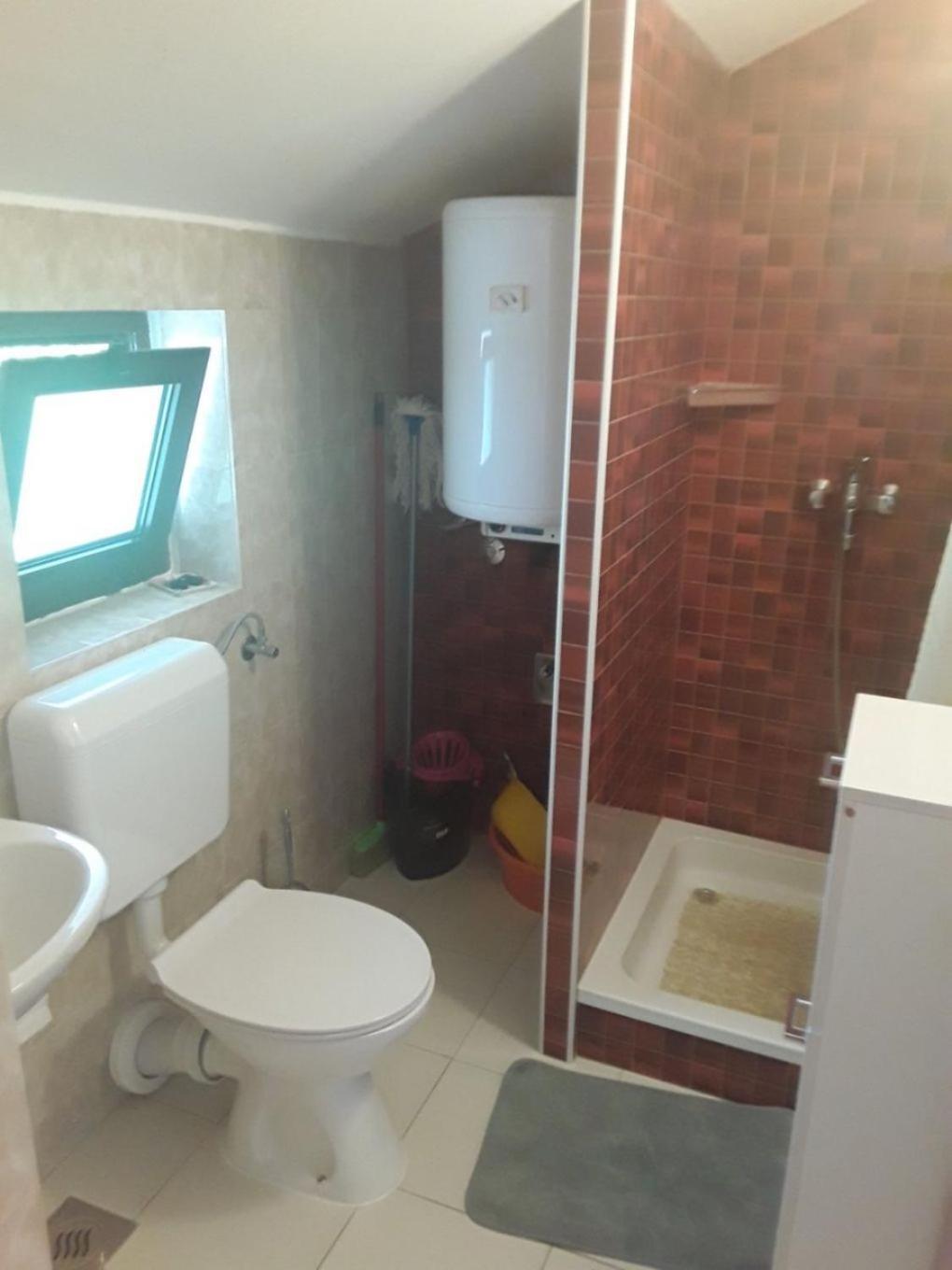 Apartments Frane-20M From Beach Barbat na Rabu Εξωτερικό φωτογραφία