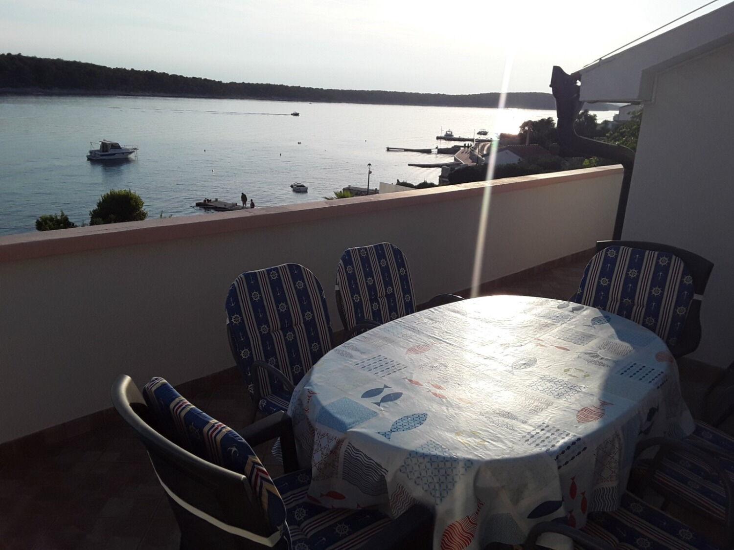Apartments Frane-20M From Beach Barbat na Rabu Εξωτερικό φωτογραφία